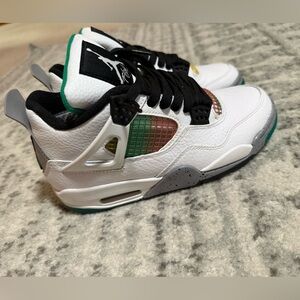 Women’s Air Jordan 4 Retro “Rasta”